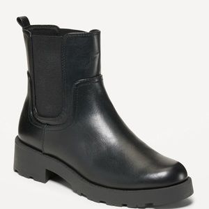New old navy Chelsea boots